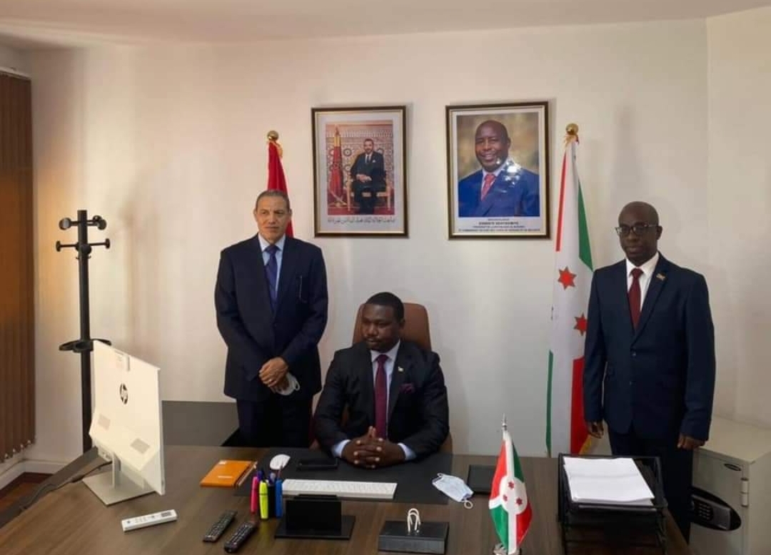 العيون : سفير جمهورية بوروندي يترأس حفل تنصيب القنصل العام لبلاده