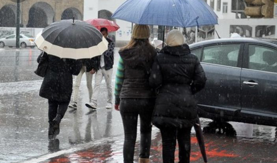 نشرة إنذارية..أمطار الخير بعدد من أقاليم المملكة