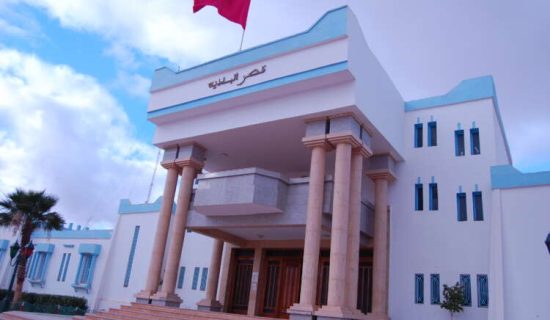 منتخبون بجماعة طانطان يدخلون في اعتصام مفتوح