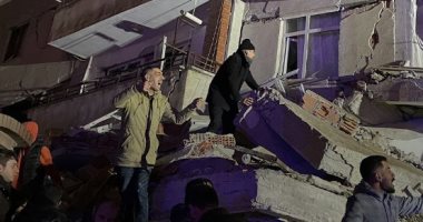 زلزال يضرب تركيا ويخلف 76 قتيلا وأكثر من 440 مصابا