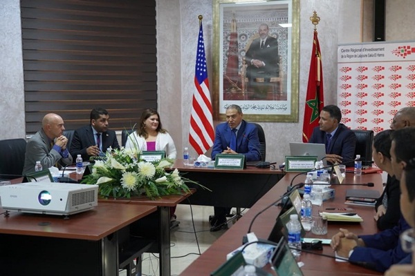 العيــون…نقاش مغربي أمريكي لتشغيل الشباب