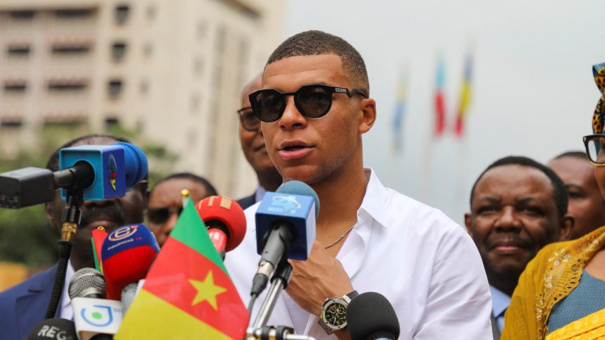 اللاعب الفرنسي مبابي : أتمنى أن يفوز المغرب بكأس العالم