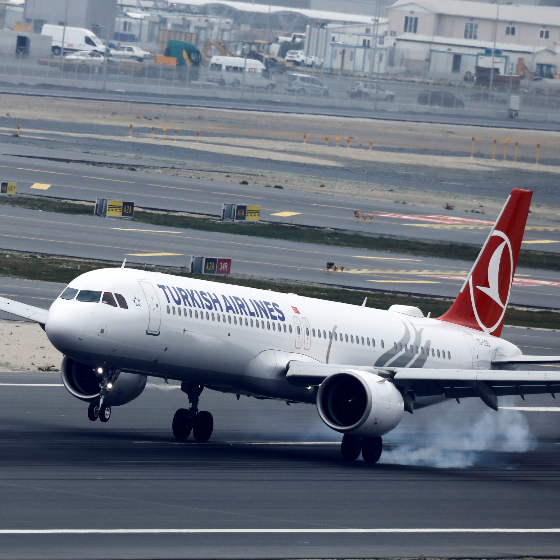 طائرة تركية قادمة من إسطنبول لمراكش تضطر للهبوط بالجزائر بسبب حالة إنتحار