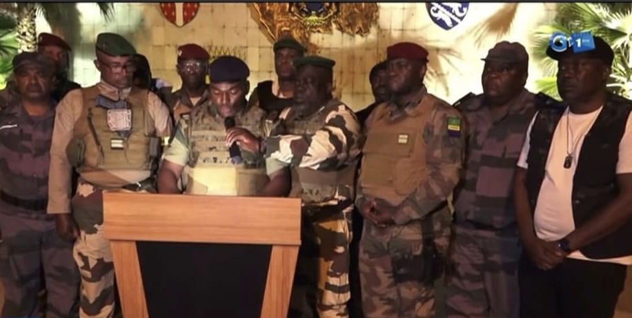 انقلاب الغابون.. عساكر يلغون الانتخابات والرئيس بونغو قيد الإقامة الجبرية