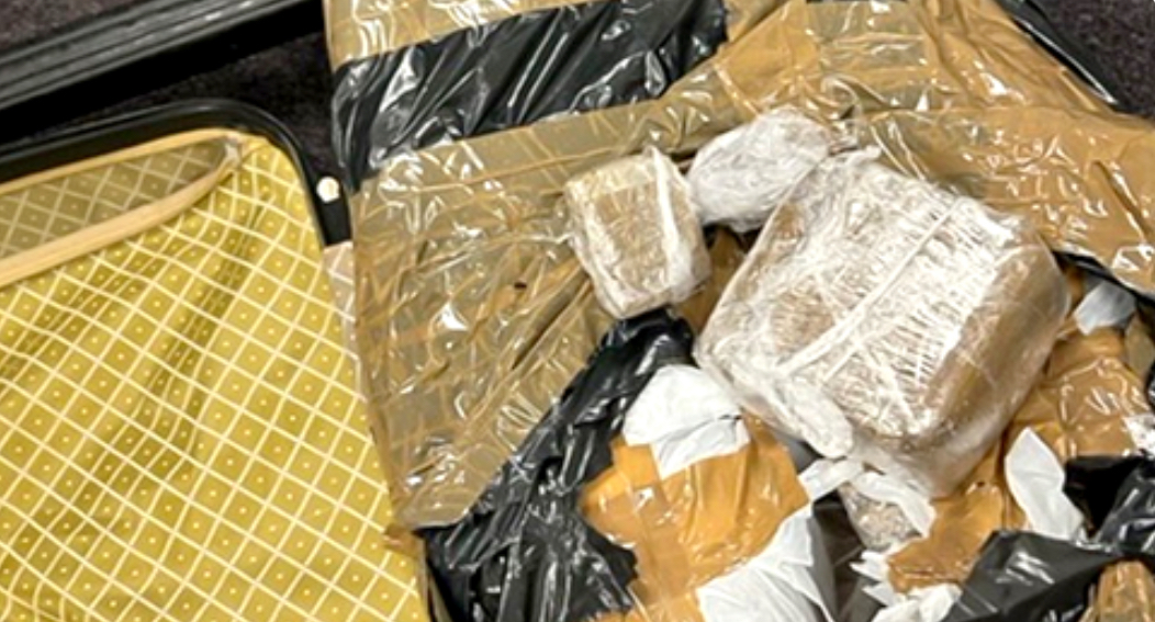 الداخلة: توقيف مواطن من دول افريقيا متورط في التهريب الدولي للمخدرات