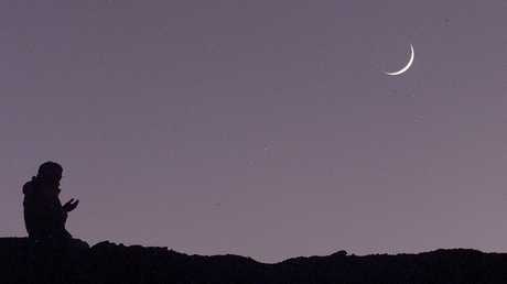 غدا الاثنين .. أول أيام رمضان في السعودية والإمارات وقطر