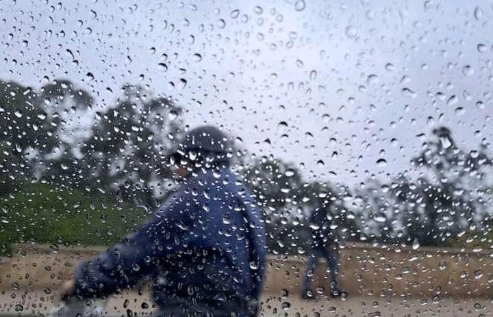 المديرية العامة للأرصاد الجوية تتوقع مرور سحب كثيفة وأمطار رعدية بعدد من مدن المملكة