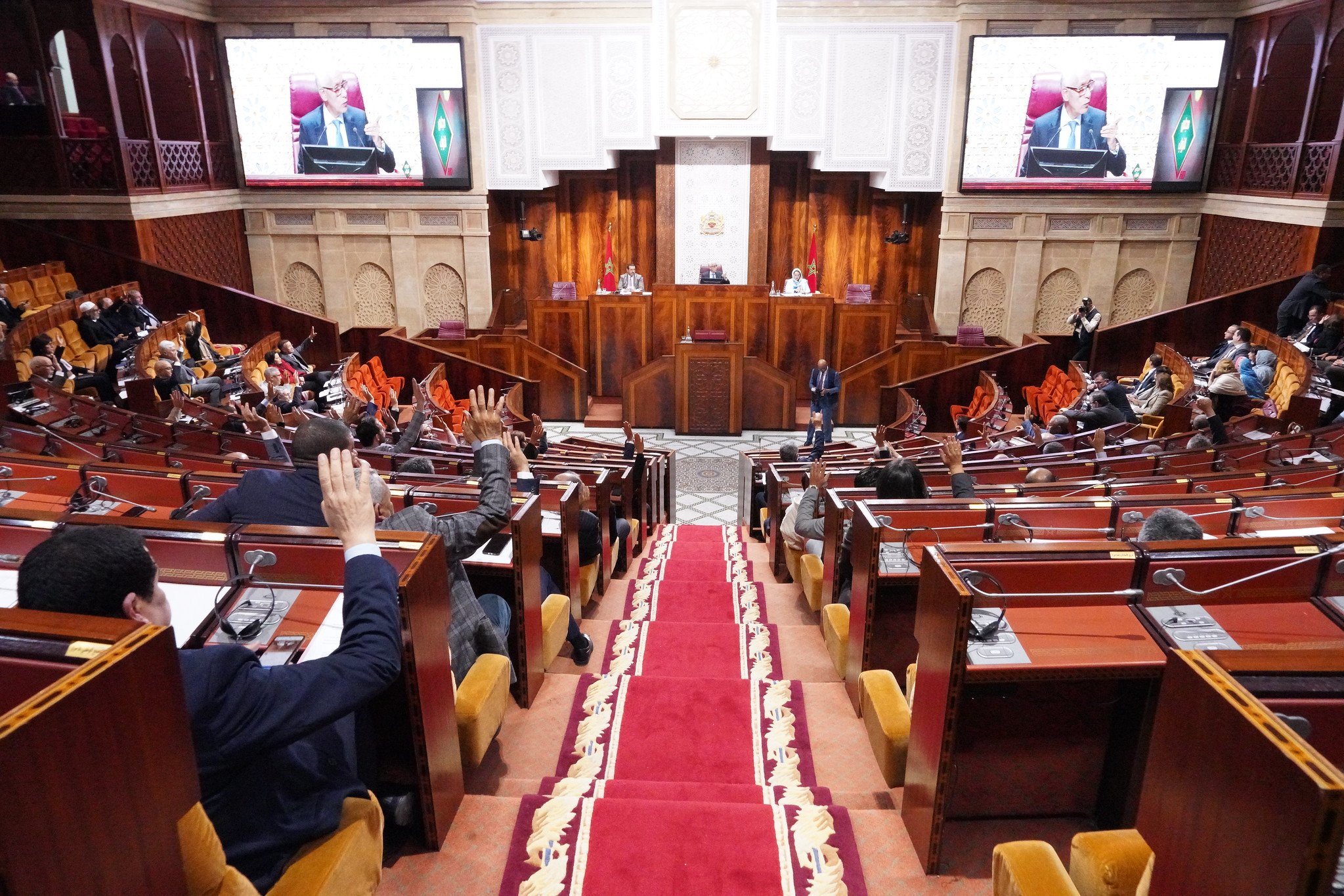 غياب 291 نائبا في جلسة التصويت على قانون الإضراب يثير الجدل