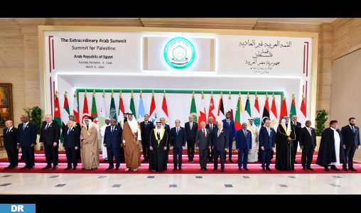 القمة العربية تعتمد خطة مصر لإعمار غزة وترفض التهجير وتطالب بنشر قوات السلام