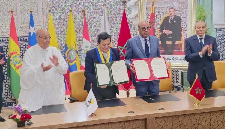 توقيع إعلان مشترك بين مجلس المستشارين والبرلمان الأنديني بالقصر الجماعي للعيون