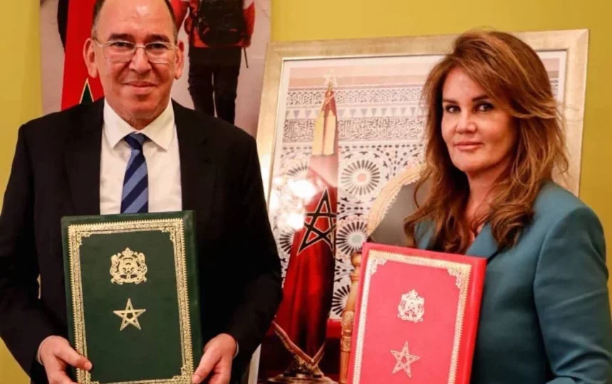 توقيع اتفاقیة شراكة بین عصبة حمایة الطفولة ووكالة الإنعاش وتنمية الأقاليم الجنوبية