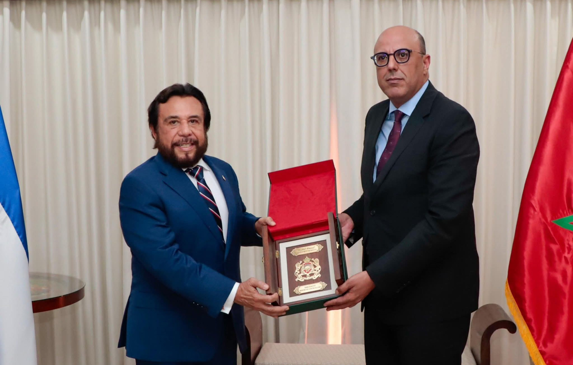 ولد الرشيد يبحث سبل تعزيز التعاون الثنائي مع نائب رئيس جمهورية السلفادور