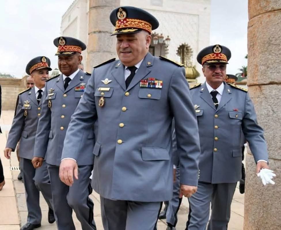 إحالة قائد “قبطان”سرية الدرك الملكي لاسا الزاك الى القيادة العليا بالرباط