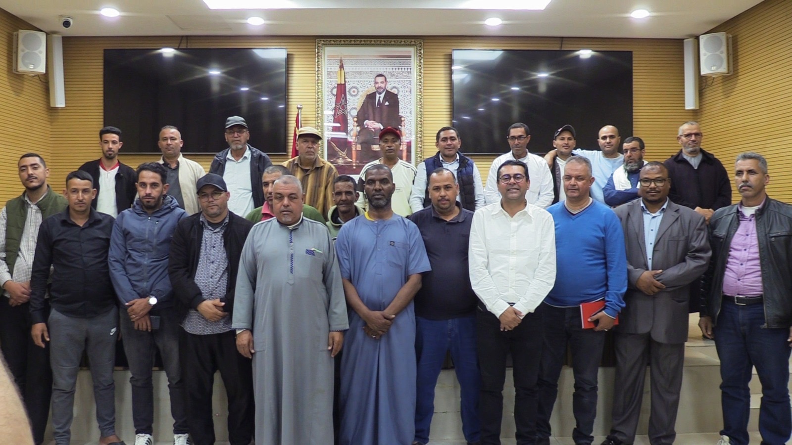 الداخلة.. توقع اتفاقيات شراكة مع عدد من الفاعلين المحليين الرامية إلى تحديث قطاع النقل الحضري عبر تطبيق رقمي مغربي جديد