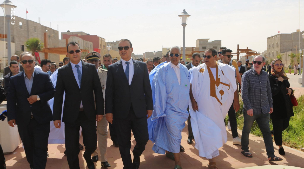 تنزيل مستمر للبرنامج الجماعي.. عامل بوجدور ورئيس الجماعة يُشرفان على تدشين “ساحة التنمية” احتفاءً بعيد العرش