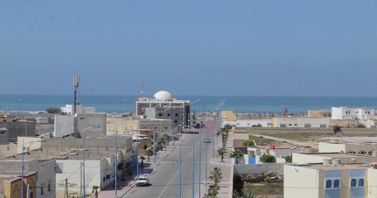 طرفاية… عمالة تغرقها الرمال وتهمشها السياسات والأحزاب