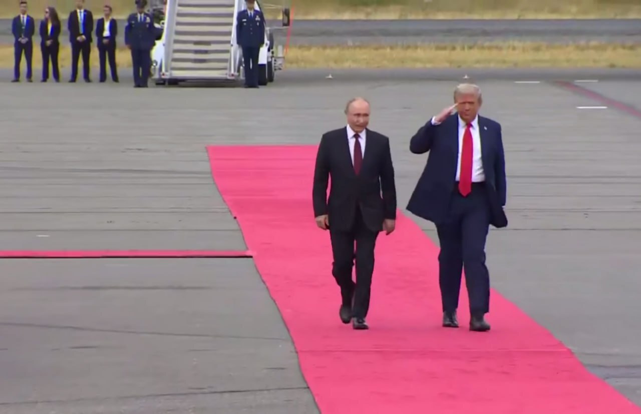 قمة ألاسكا.. ترامب وبوتين وجهاً لوجه في محطة جديدة من تاريخ العلاقات الأمريكية الروسية