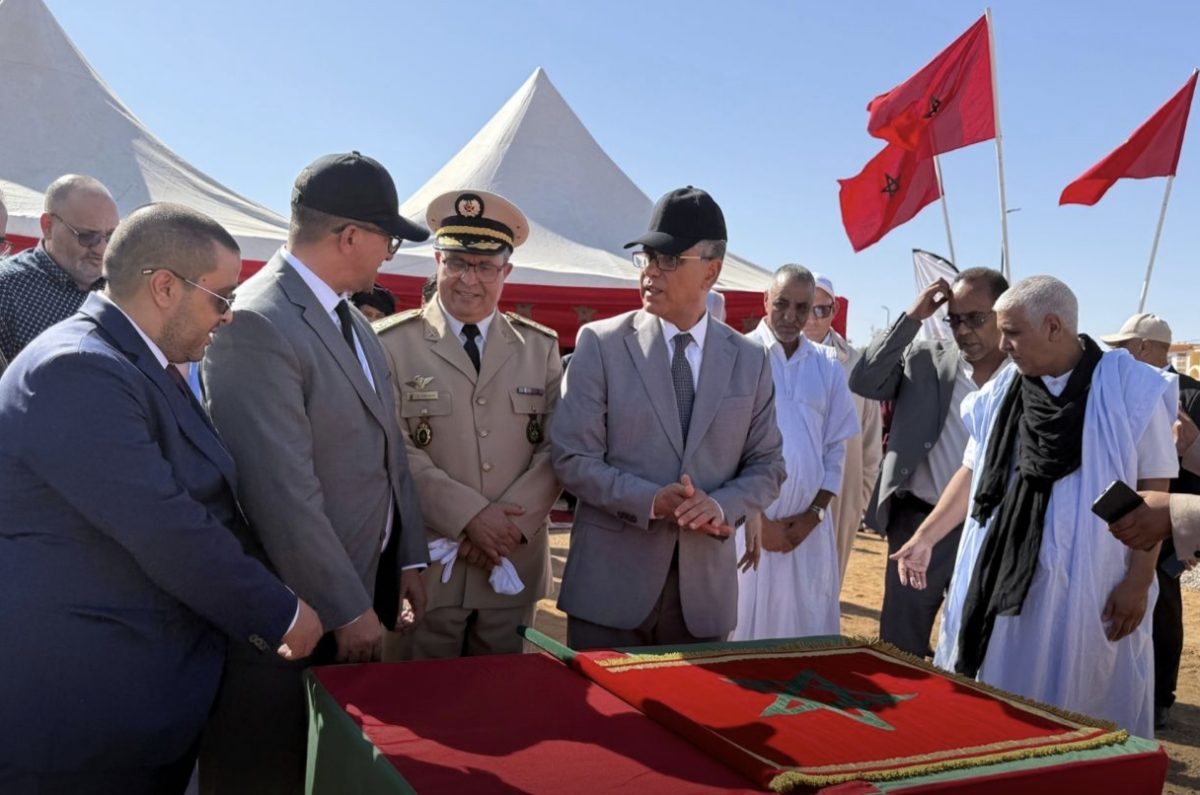 عامل إقليم السمارة يشرف على حفل إعطاء انطلاقة مشاريع تنموية كبرى احتفاءً بالذكرى الخمسين للمسيرة الخضراء