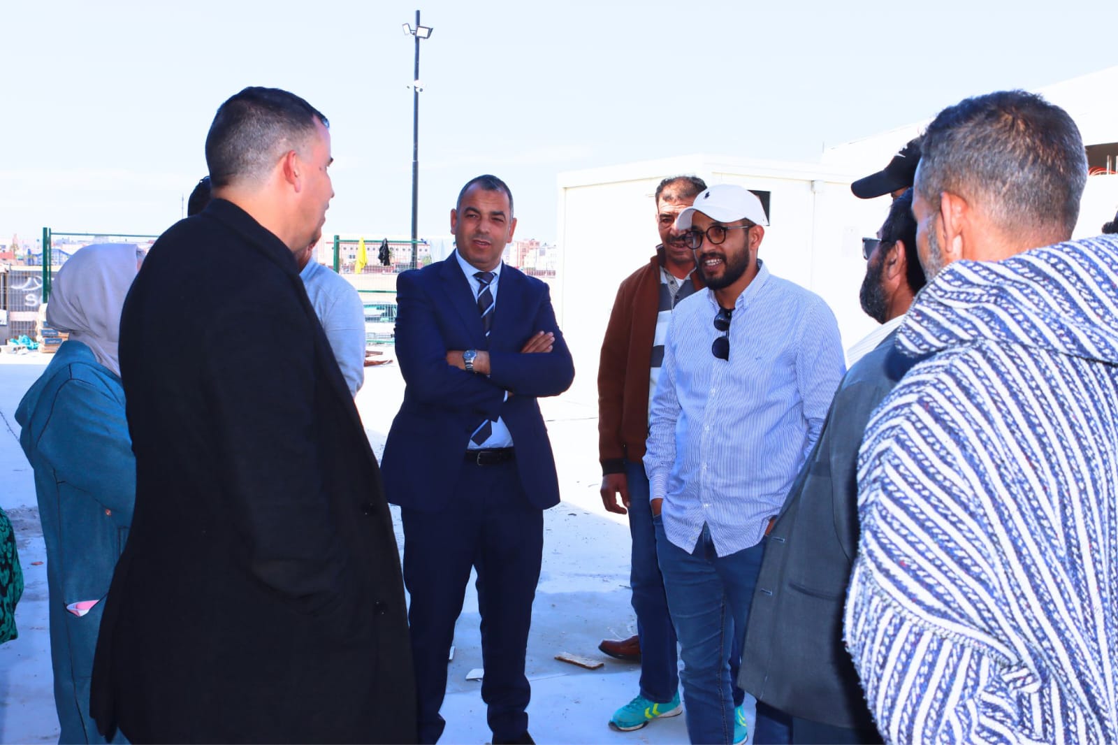 الداخلة: استعدادات أخيرة لافتتاح السوق المؤقت تحت إشراف رئيس الجماعة