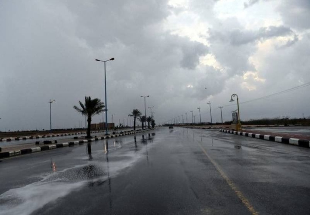 نشرة إنذارية: اضطرابات جوية تشمل أمطارًا قوية ورعدية وتساقطات ثلجية وهبات رياح