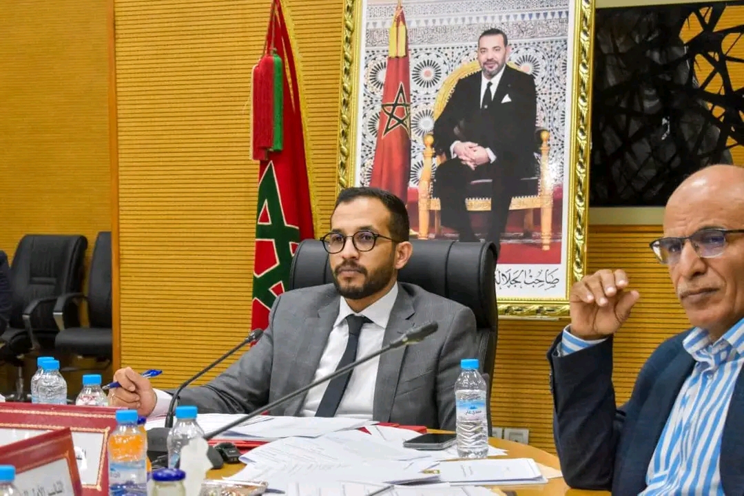 المجلس الجماعي للداخلة يصادق بالإجماع على مقررات دورة فبراير 2026