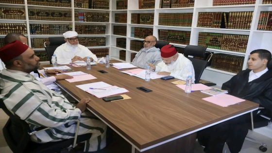 المجلس العلمي الجهوي بالعيون يعقد اجتماعه الدوري لتقييم البرامج العلمية وتعزيز خطة تسديد التبليغ