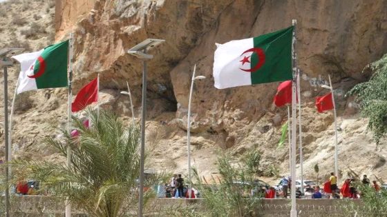 فتح معبر “جوج بغال” لإعادة 56 مغربياً من الجزائر وسط استمرار معاناة العالقين