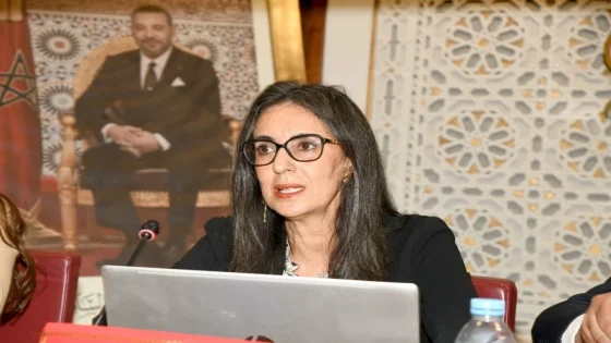 فتاح العلوي: تراجع مديونية الخزينة إلى 66.6% وتحسن المداخيل يعزز استقرار المالية العمومية