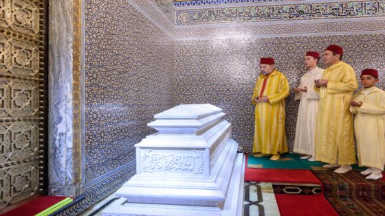 الملك محمد السادس يترأس حفلا دينيا إحياء للذكرى الثامنة والعشرين لوفاة الراحل الملك الحسن الثاني